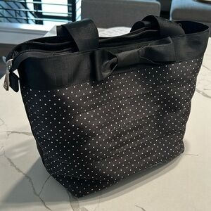 Harveys seatbelt tote.